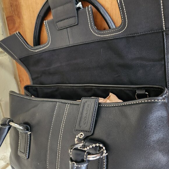 Like New Vintage Coach Hampton Soho Black Leather Tote Bag Purse - Picture 11 of 13